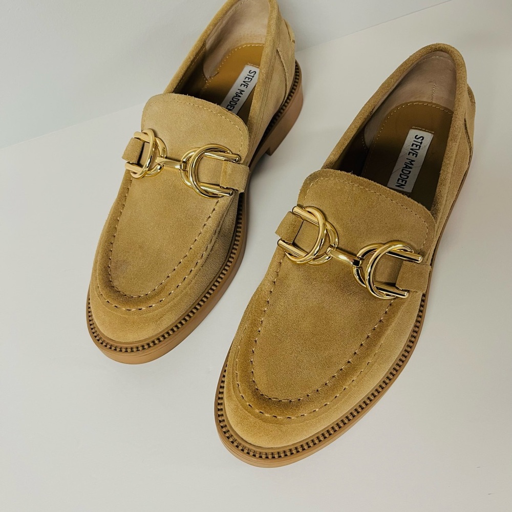 Steve Madden Sheyla Tan Suede Loafers size 9